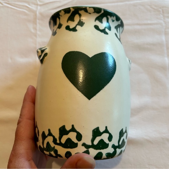 Cute Vase, looks really nice - Picture 6 of 10